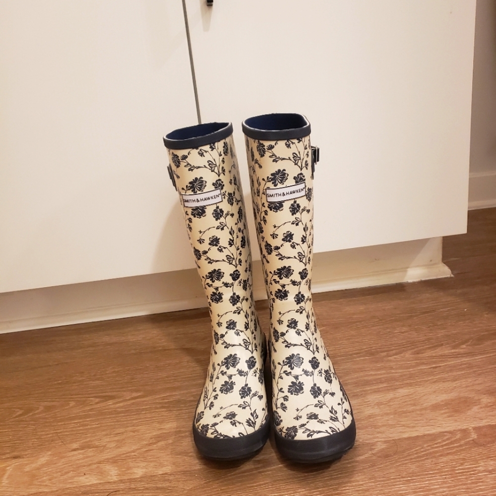 Rain boots